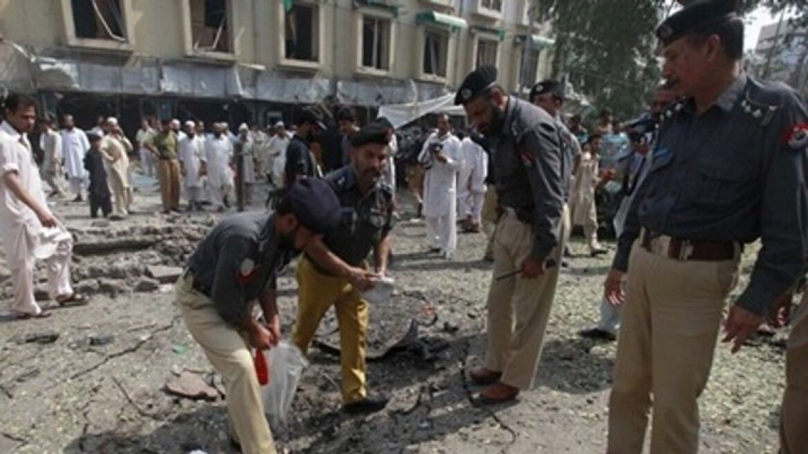 Πολύνεκρη έκρηξη στο Πακιστάν 