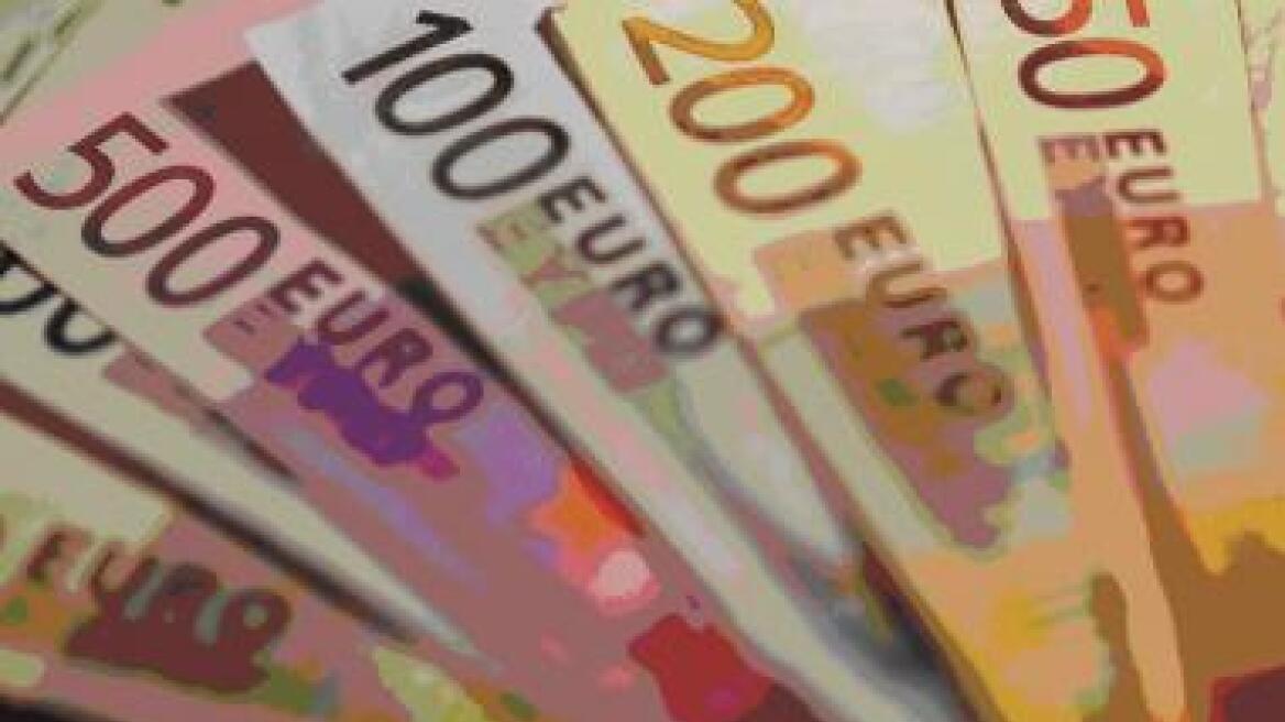 Νέος γύρος για τις “Κασσάνδρες” του ευρώ  