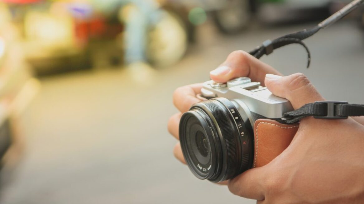 DSLR ή Mirorless: Ποιος τύπος κάμερας σου ταιριάζει περισσότερο