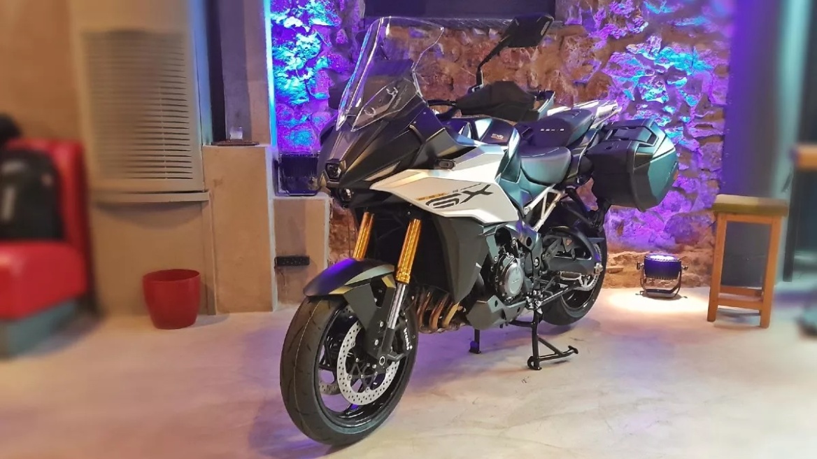 newsmoto: Σάκε και πολεμικές τέχνες για την Suzuki στην Ελλάδα