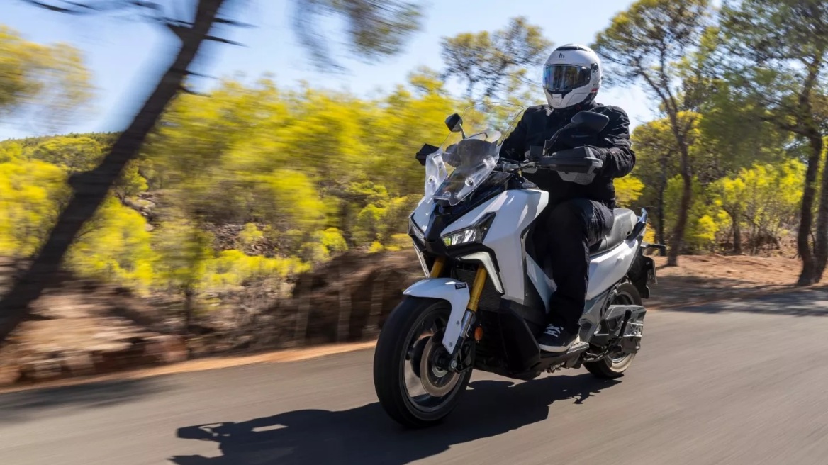 Το ιδιαίτερο SYM ADXTG 400 στην Ελλάδα σε τιμή έκπληξη