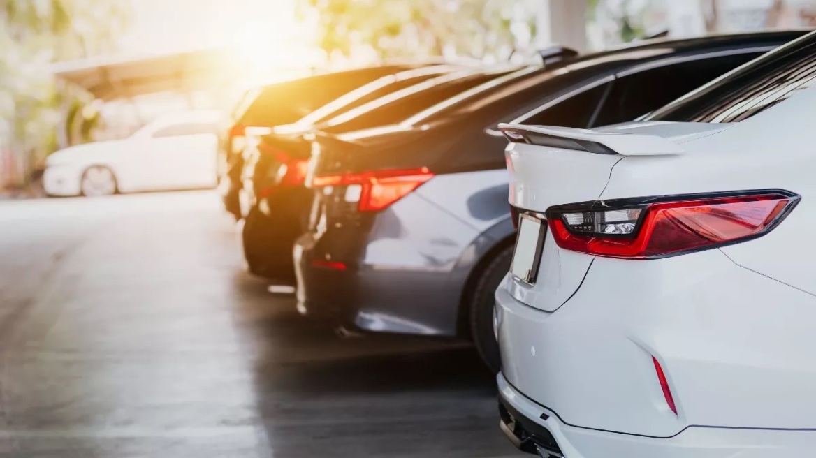 Δασμοί Τραμπ: Οι αυτοκινητοβιομηχανίες σχεδιάζουν την επόμενη μέρα - Περίπου $10.000 πάνω οι τιμές, εκτιμά η Bank of America 