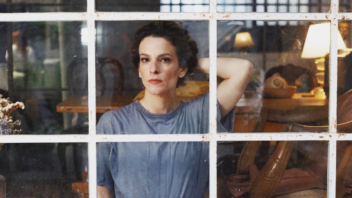 Νικόλ Δημητρακοπούλου: «Δεν θέλω να πιστεύω ότι παίζει ρόλο το οικογενειακό στάτους για να πάρεις μια δουλειά»