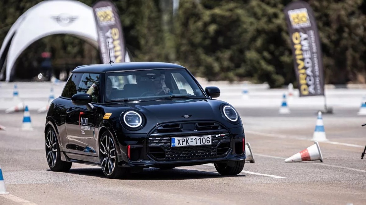 Οδηγούμε τα νέα... καυτά  Mini στην Ελλάδα (τιμές)