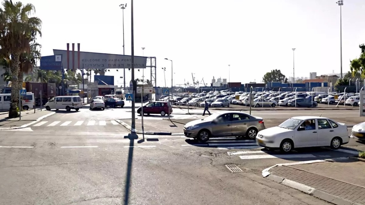 Ισραήλ: Γιατί ένα λιμάνι γεμάτο ηλεκτρικά θεωρείται απειλή;