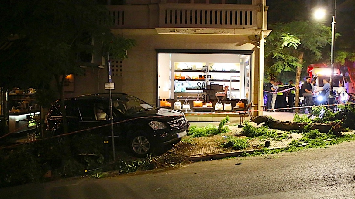 Πως έγινε το ατύχημα στο Κολωνάκι με την Mercedes