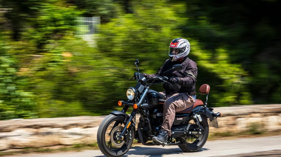 Οδηγούμε την πιο σπορ και διασκεδαστική cruiser μοτοσικλέτα των 2.700 ευρώ