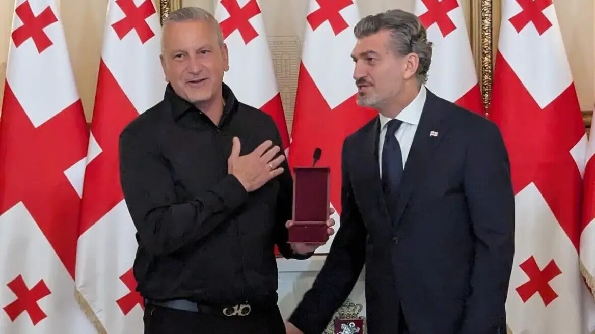 Η Γεωργία απένειμε στον Ηλία Ζούρο το μετάλλιο του Τάγματος Τιμής για την προσφορά του στην εθνική ομάδα