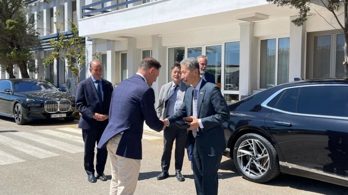 Στρατηγικές συμμαχίες στα ναυπηγεία – Παρασκήνιο από τη συνάντηση ΟΝΕΧ με τον πρέσβη της Κορέας