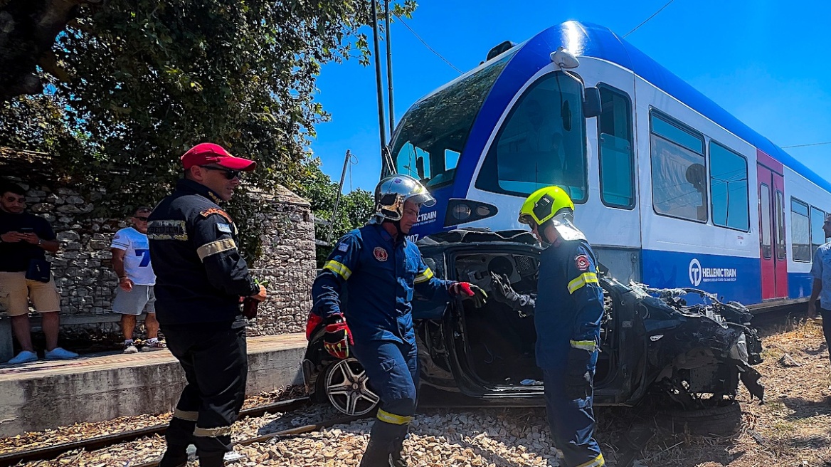 Τρένο χτύπησε φορτηγό σε αφύλακτη διάβαση