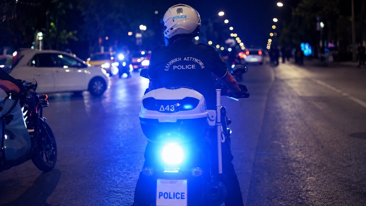 Διακοπές και με νέο κόλπο οι κλέφτες αυτοκινήτων - Τι κάνουν;