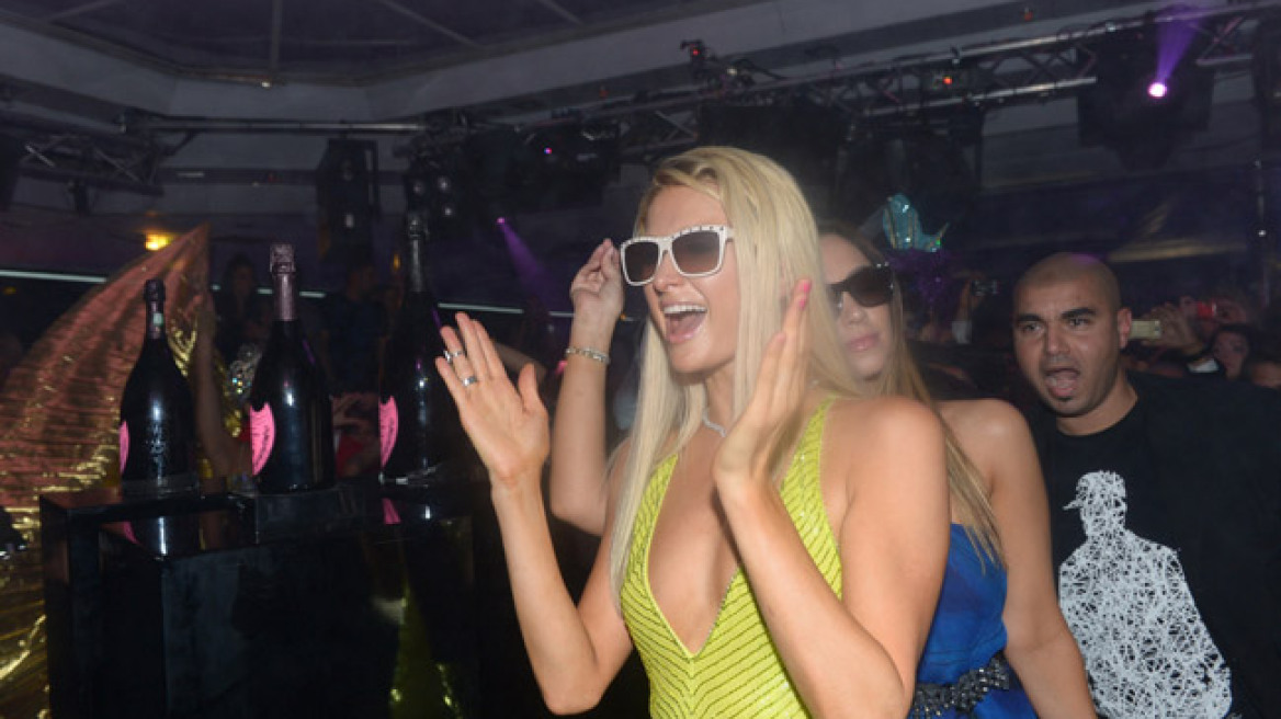 Και η Paris Hilton στις Κάννες 