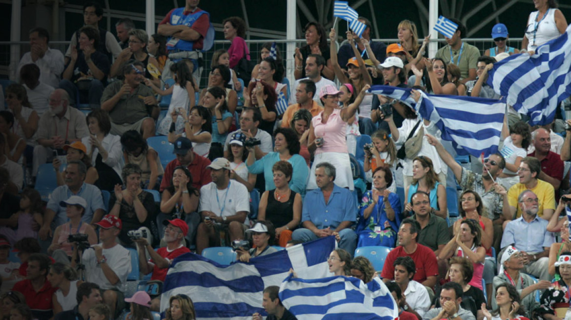 «Αφεντικό» στο ποδόσφαιρο η πολιτεία: Πρόστιμα έως 25 εκατ. ευρώ για τη βία στα γήπεδα!