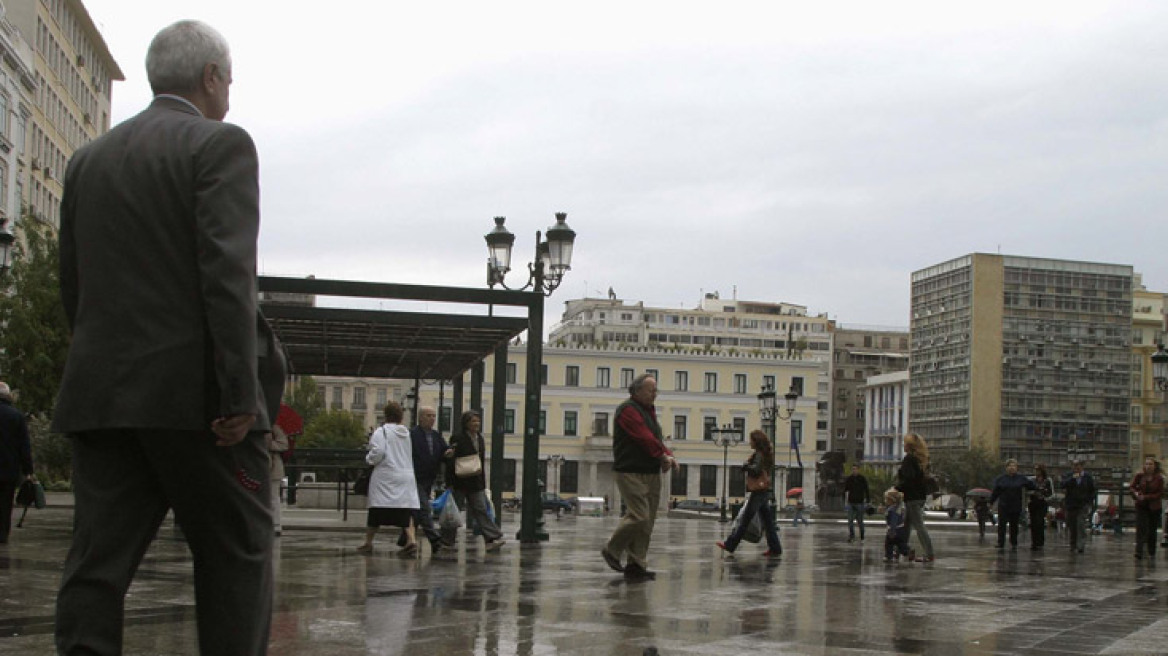 Δίνουν πίσω κάτι απ’ τα κομμένα σε κάποιους…   