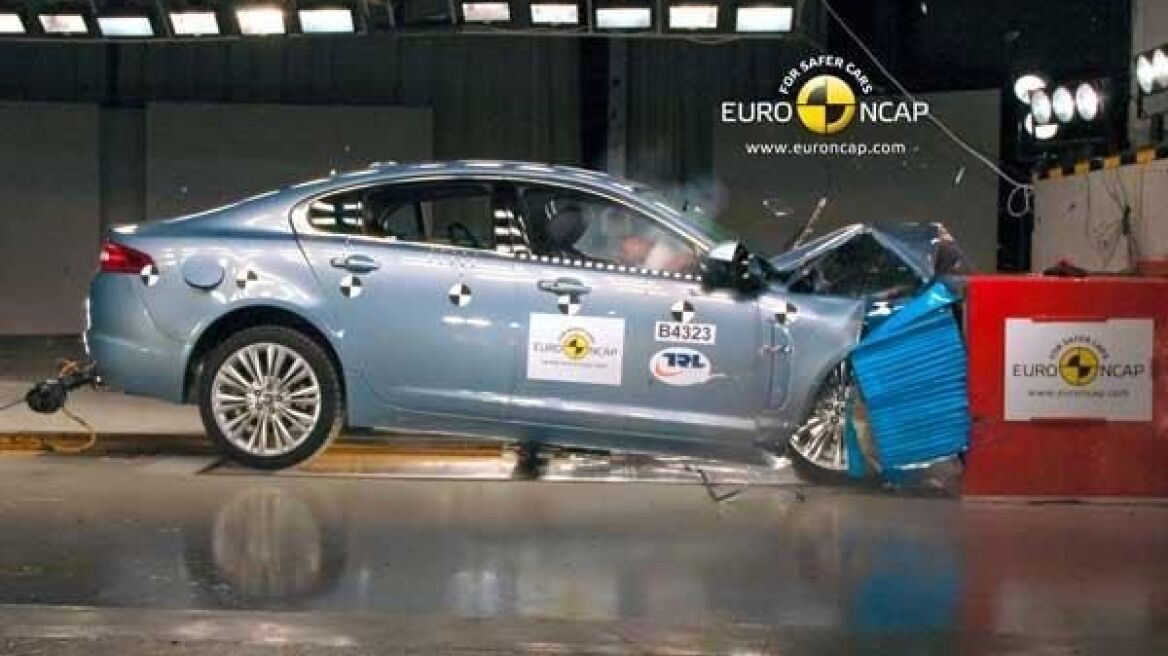 Crash Test: Δεν πήρε «άριστα» η Jaguar XF