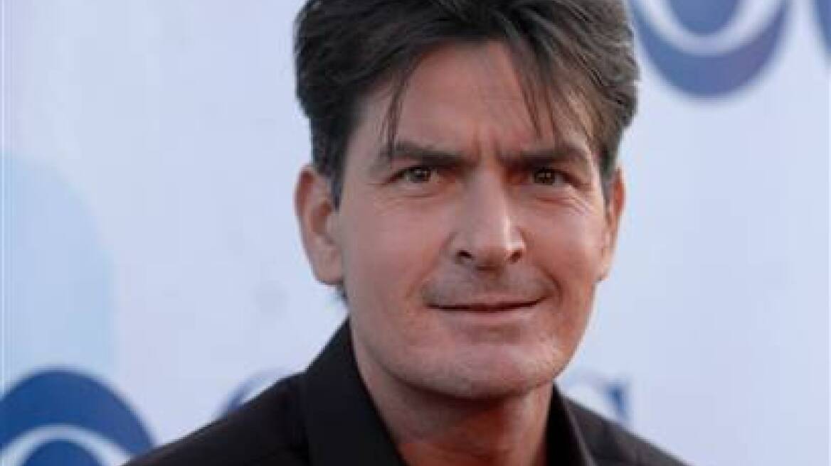 Στο νοσοκομείο ο Charlie Sheen