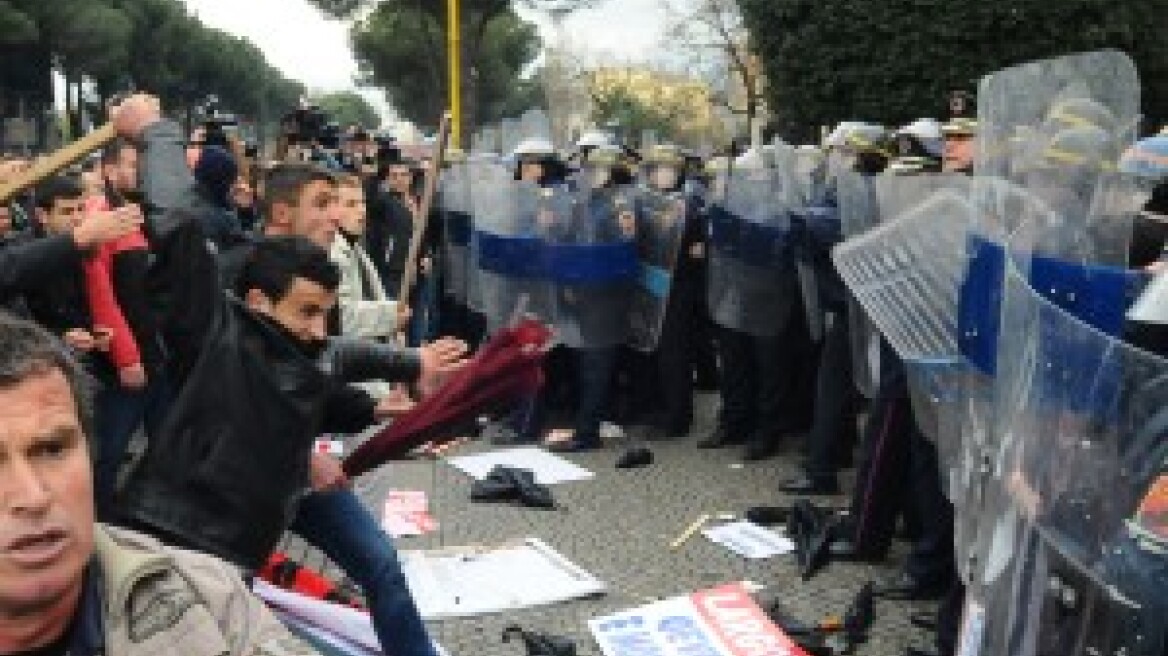 Έκκληση Ε.Ε. στην Αλβανία για διάλογο των πολιτικών κομμάτων