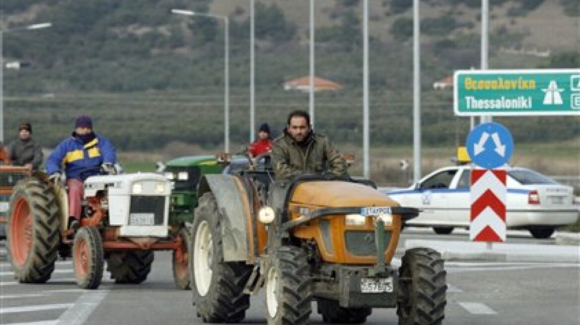  Συλλαλητήριο αγροτών με τρακτέρ στη Θεσσαλονίκη