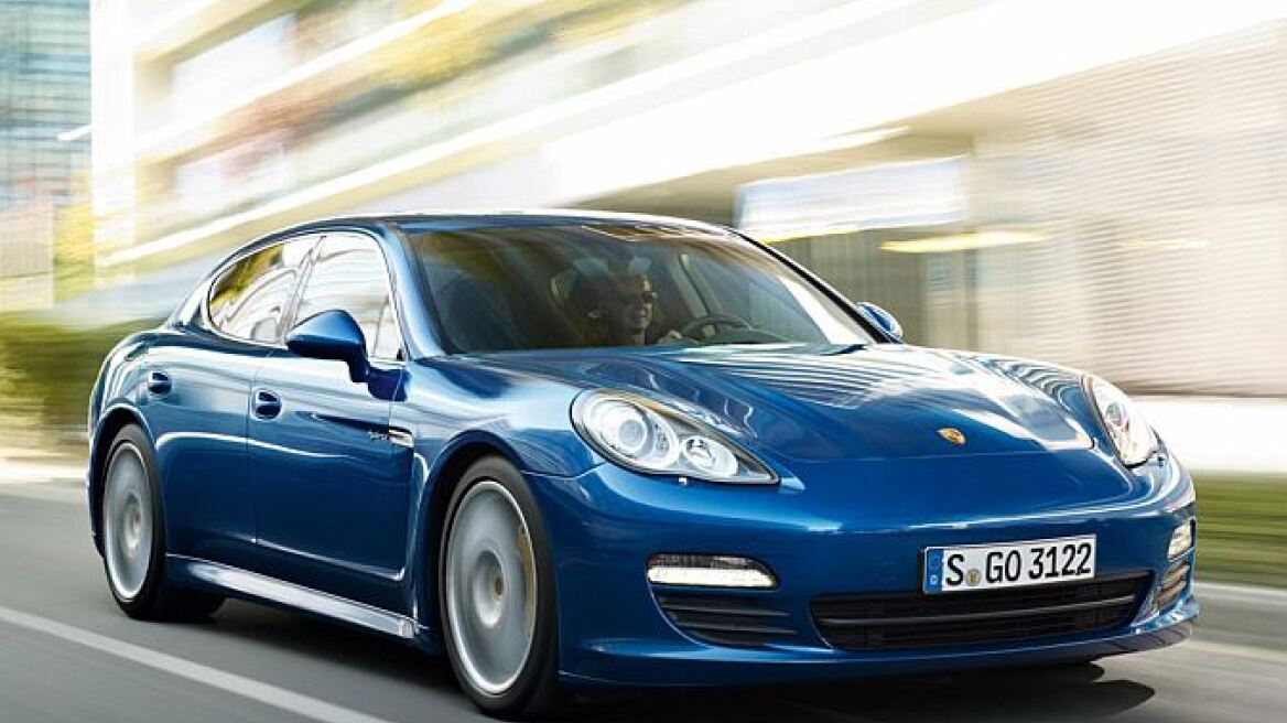 Video: Η υβριδική Porsche Panamera!