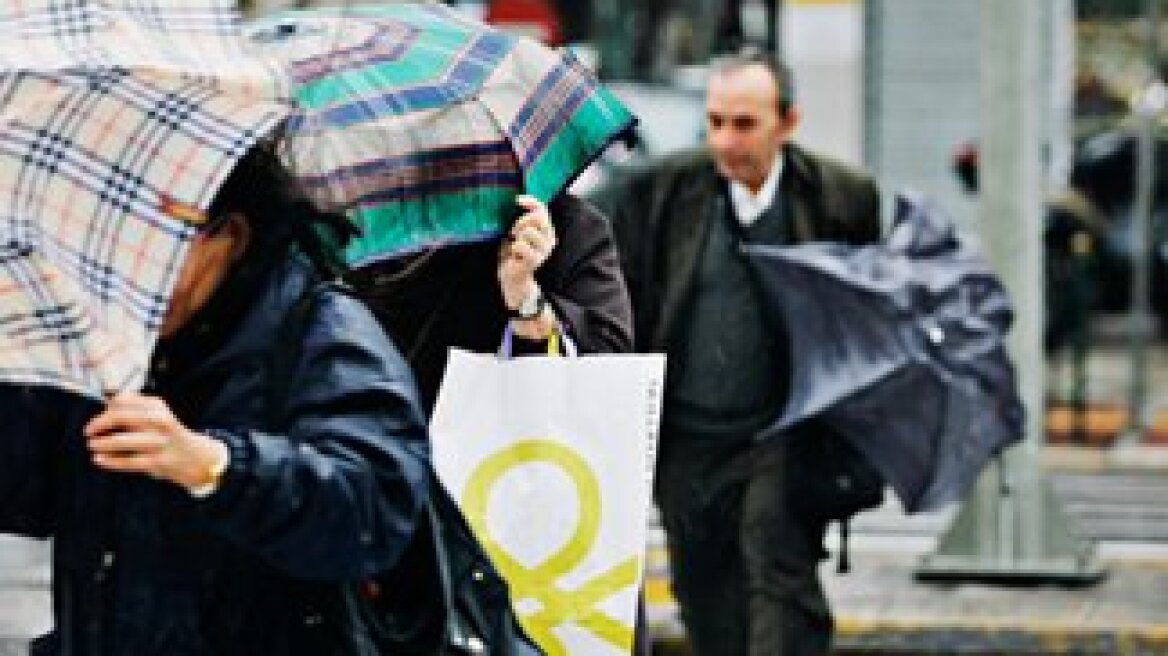 Thunderstorms and strong winds all over the country