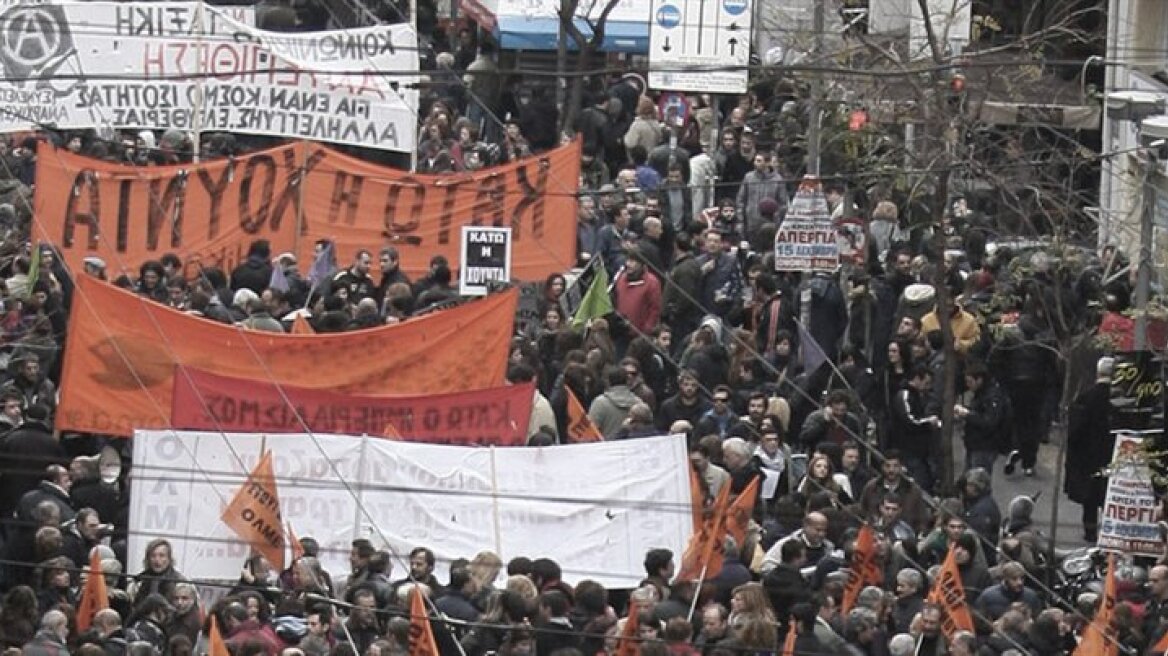 Athens is calming down, police are on the edge