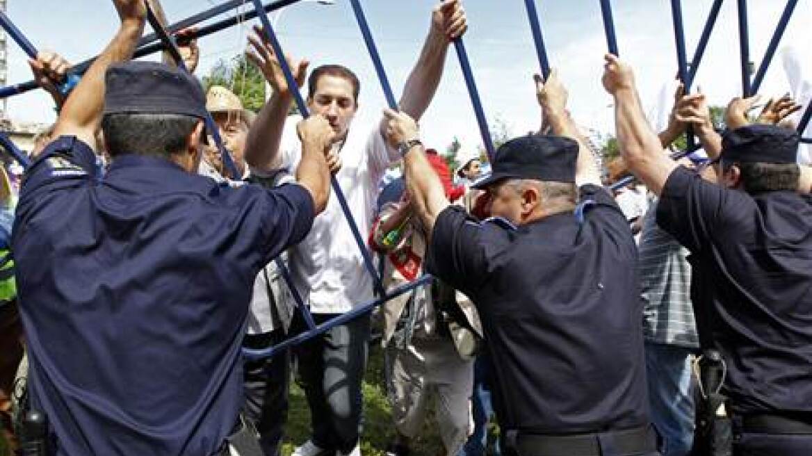 Διαδηλώσεις κατά του νέου κώδικα εργασίας 