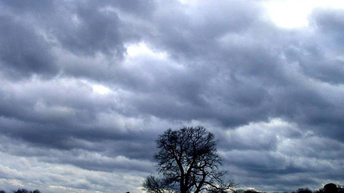 Βροχές και σποραδικές καταιγίδες σε ολόκληρη τη χώρα 