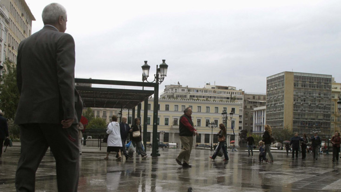 Μαχαίρι 8 δισ. σε επιδόματα και φοροαπαλλαγές 