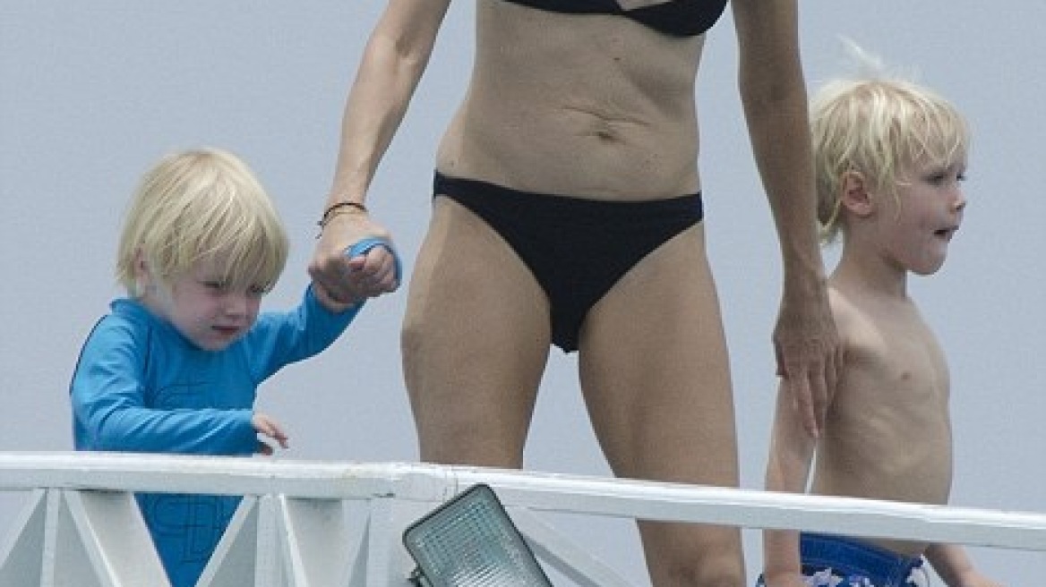 Naomi Watts: Βουτιές στα Barbados