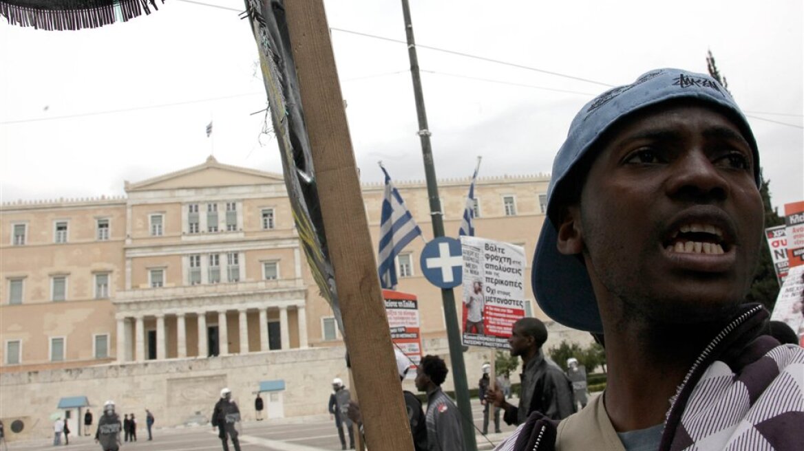 Συγκέντρωση Σύρων διαδηλωτών στην πλατεία Κοτζιά 