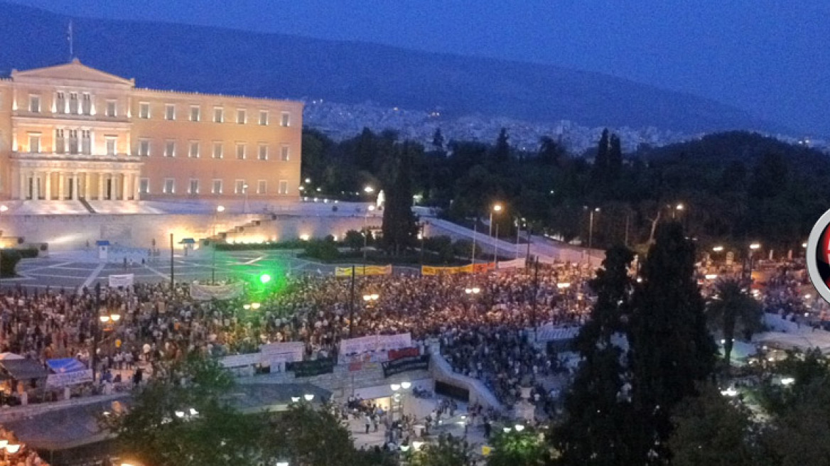 Στο Σύνταγμα για 9η ημέρα οι Αγανακτισμένοι