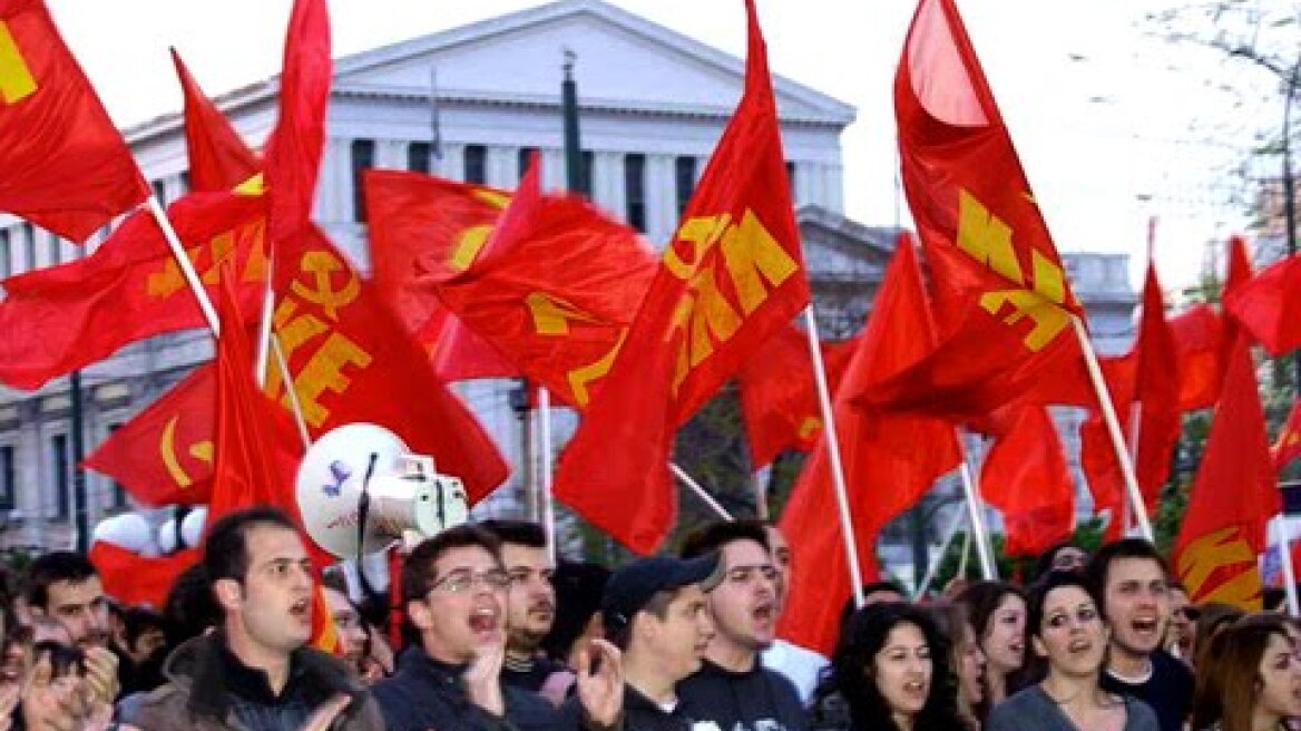 Για κυβέρνηση «λυκοσυμμαχίας» μιλά η Αλ. Παπαρήγα