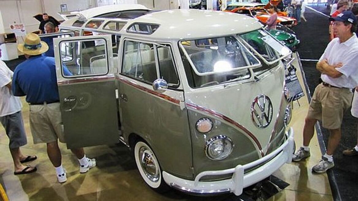 Πόσα «πιάνει» ένα VW Microbus του ’63;