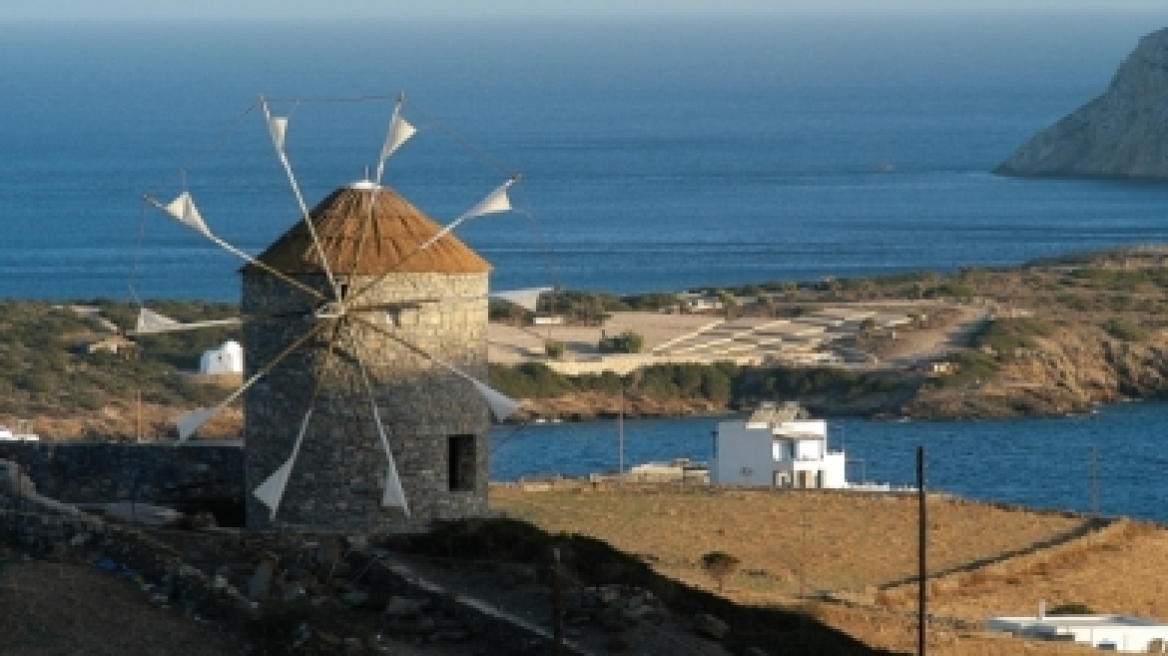 Κίνητρα σε γιατρούς να πάνε στα νησιά