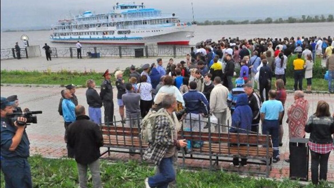 Ανασύρθηκαν 41 σoροί από τη βύθιση του ρωσικού πλοίου