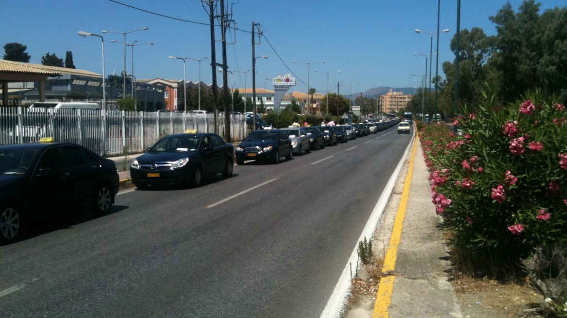 Επεισόδια με ταξιτζήδες στην Κέρκυρα 