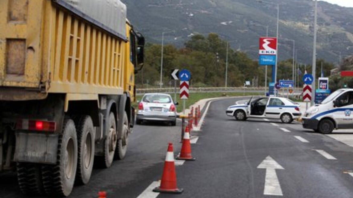 Κλειστά τα Τέμπη μέχρι το μεσημέρι 