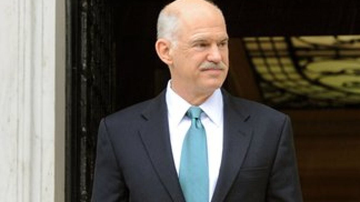 Papandreou to meet with party leaders on Wednesday