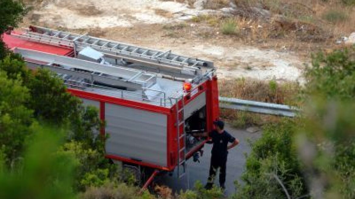 Υπό έλεγχο η φωτιά στο Θέρμο Αιτωλοακαρνανίας