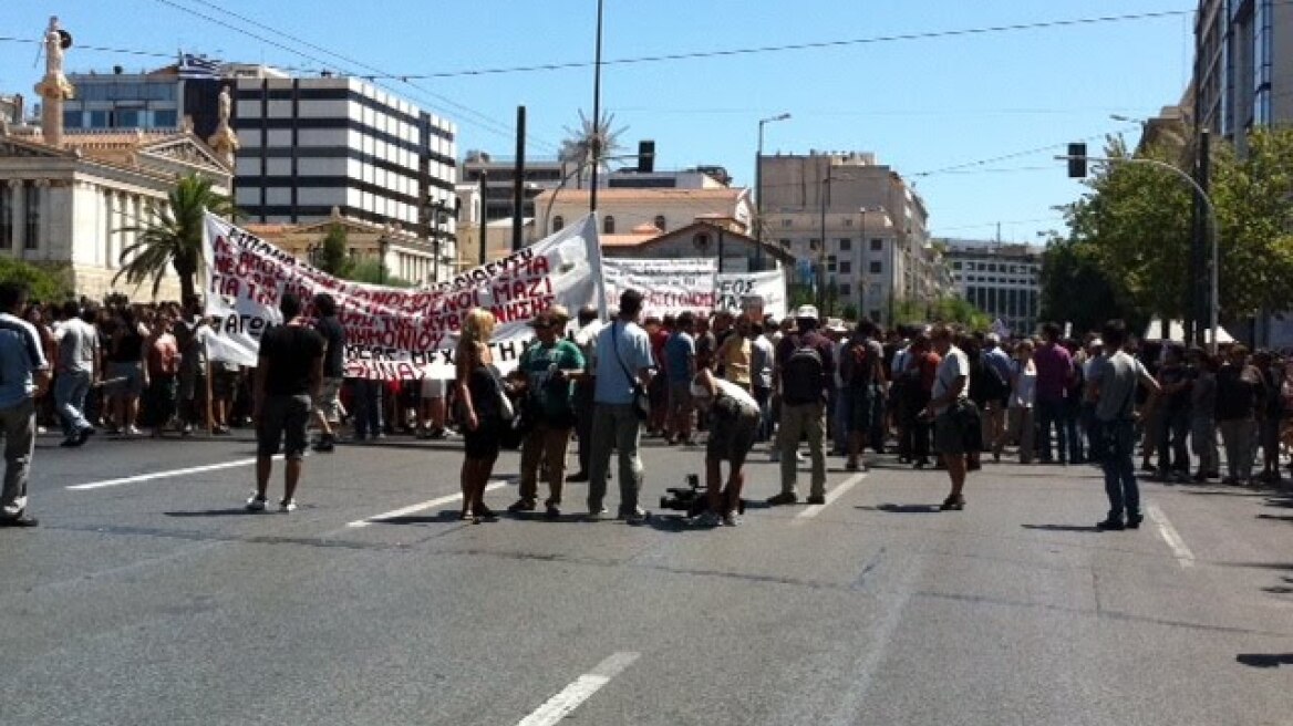 Πανεκπαιδευτικό συλλαλητήριο στα Προπύλαια