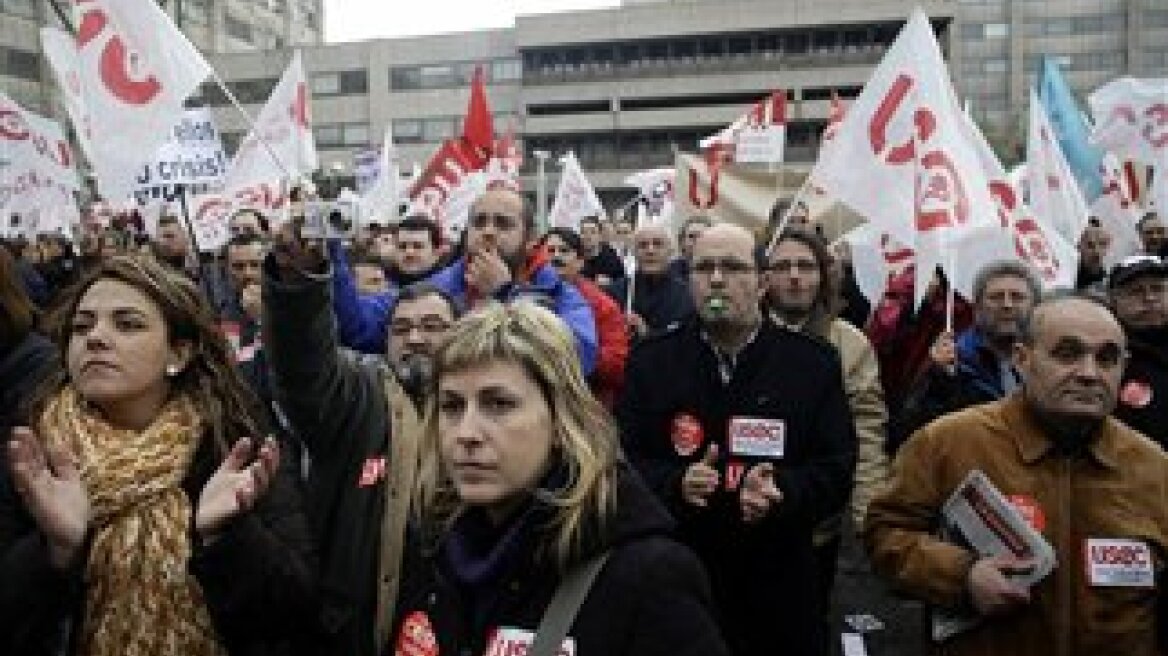 Απόλυτη πλειοψηφία για το Λαϊκό Κόμμα στην Ισπανία 