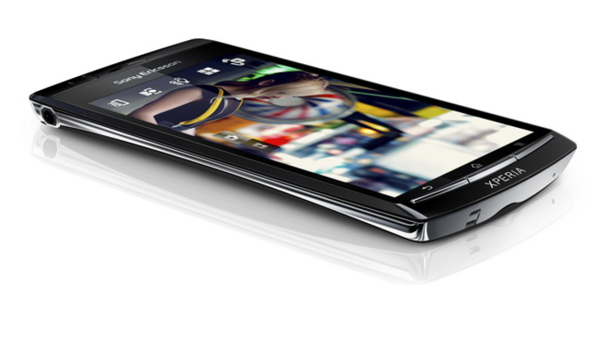 H Sony Ericsson  αναζητά την ονομασία του νέου της Xperia 