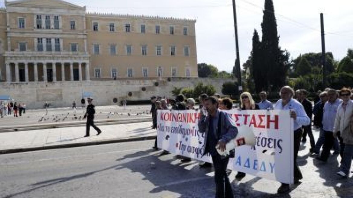 Τρίωρη πανελλαδική στάση εργασίας της ΑΔΕΔΥ