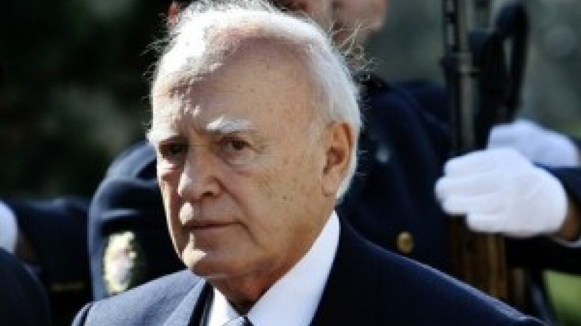 Papoulias booed at Chalkis