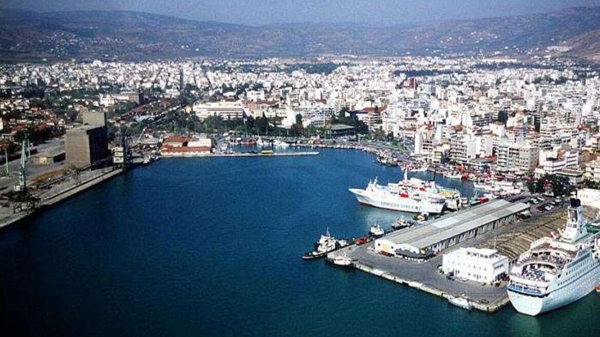 Συμμορία έκλεψε τις… ράμπες από το λιμάνι του Βόλου!