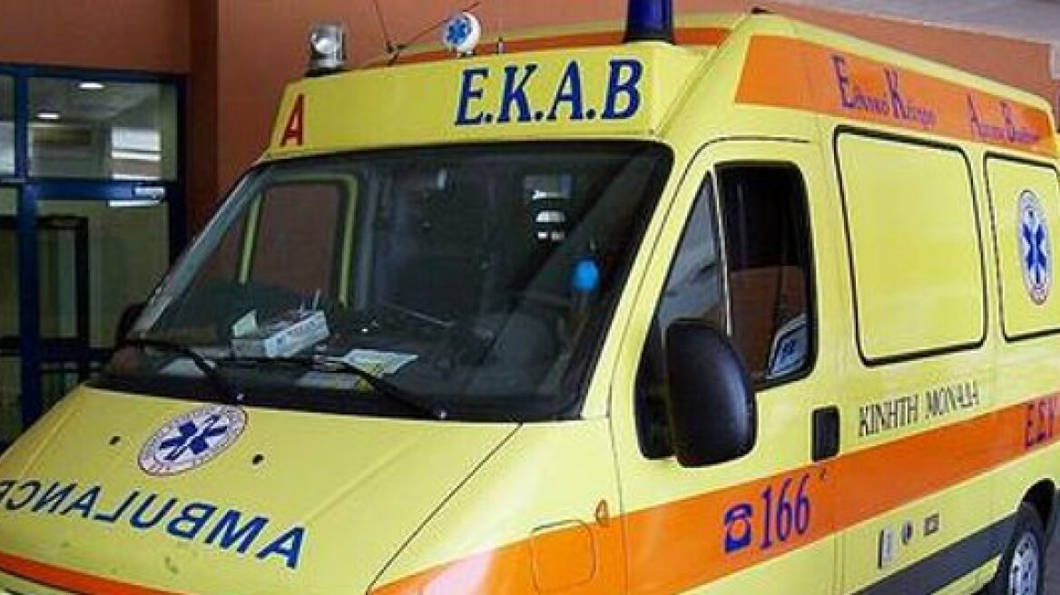 Στην εντατική 19χρονος από τροχαίο στο Ηράκλειο 