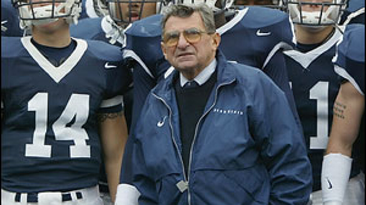 Το αμερικανικό φούτμπολ θρηνεί τον Joe Paterno