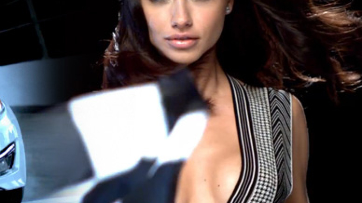 Σέξι «γκάζια» για την Adriana Lima! 