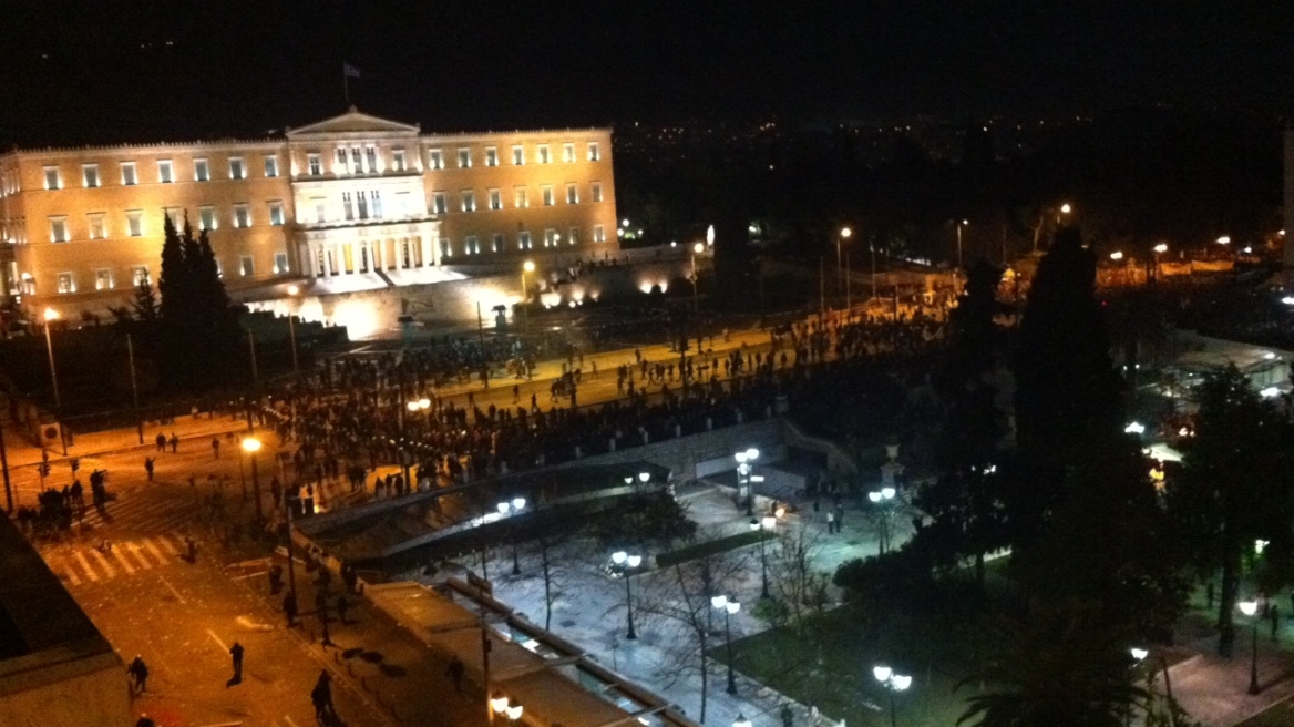 Use of chemicals disperses the Syntagma protests