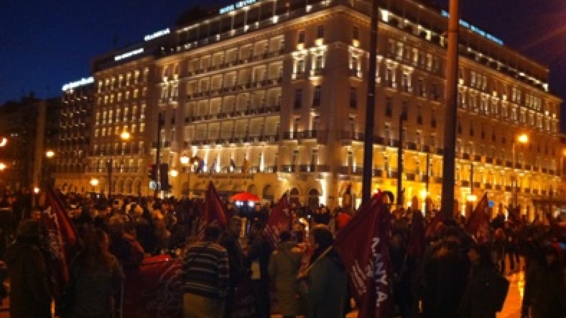 Έξι συλλήψεις στη χθεσινή συγκέντρωση στο Σύνταγμα